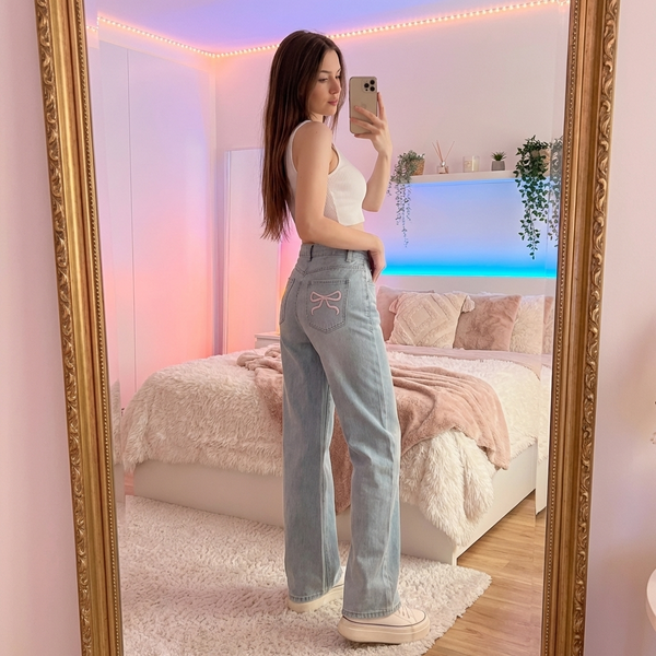 Get 50% off only today, Minnie jeans 💕